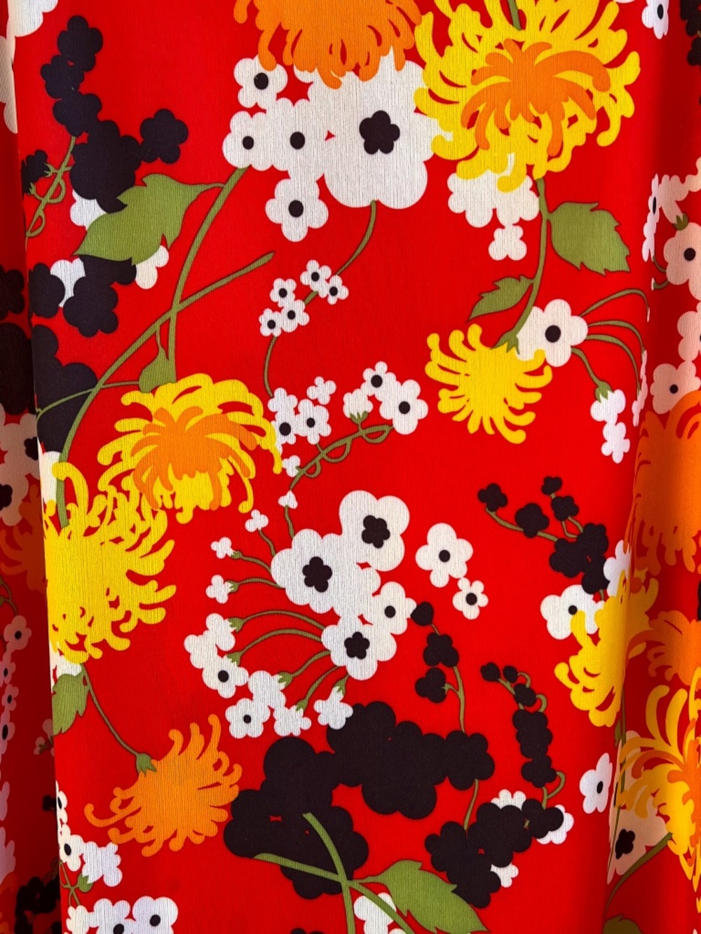 Vibrant Vintage 1960s Red Floral Midi Dress (L) - Picture 7 of 12